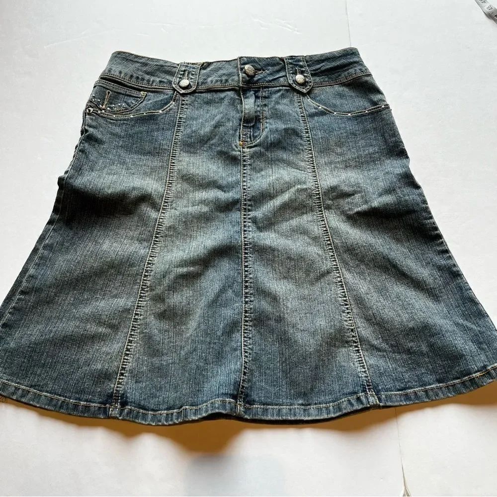 Jolt Women's Blue Jean Skirt Midi Faded Blue w/Lace and Studs Size 9